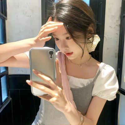 只有芸知道 海报