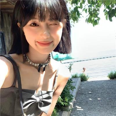 斑马头 海报